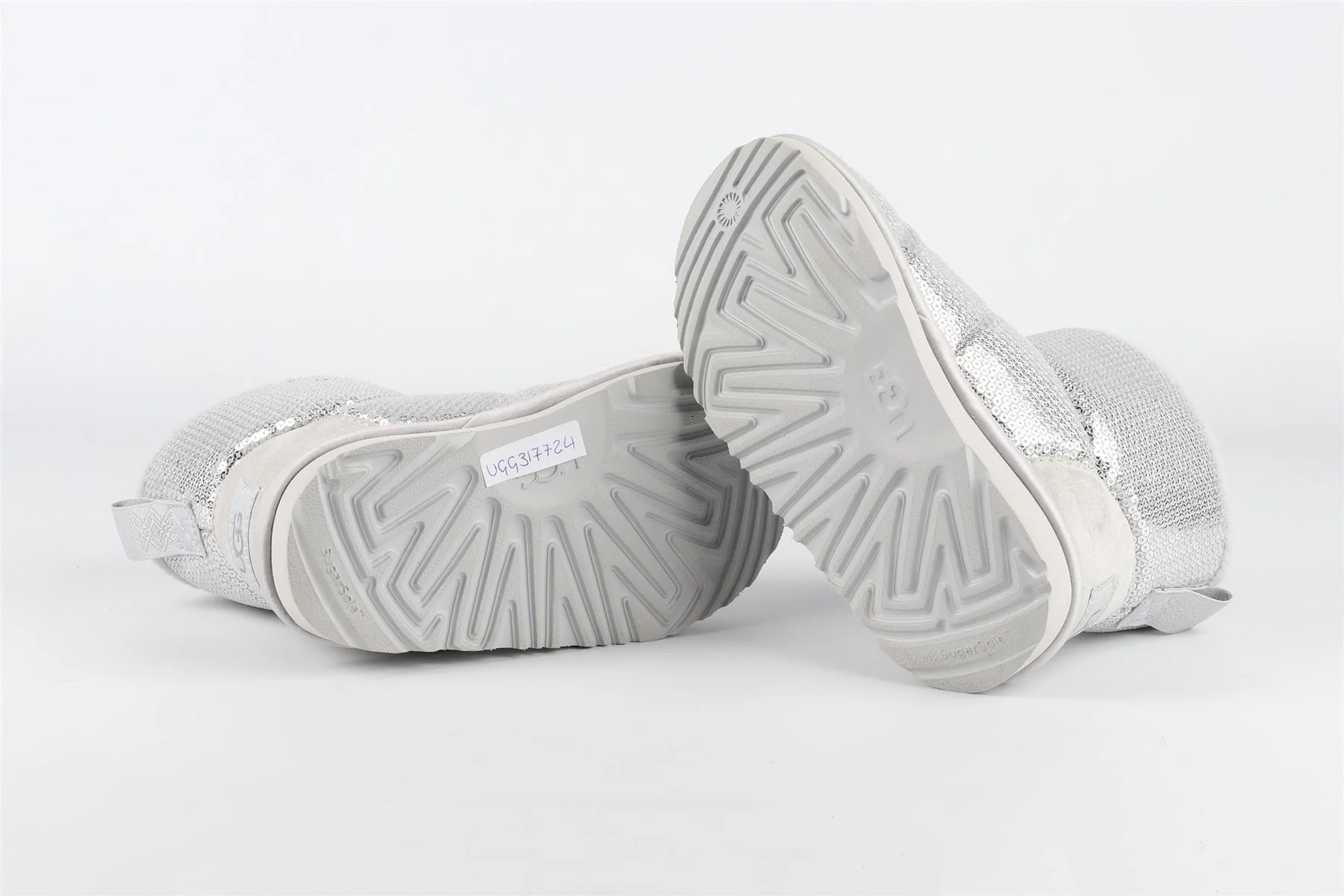 UGG SILVER GIRLS BOOTS UK 9 EU 27.5 US 10 - Image 6