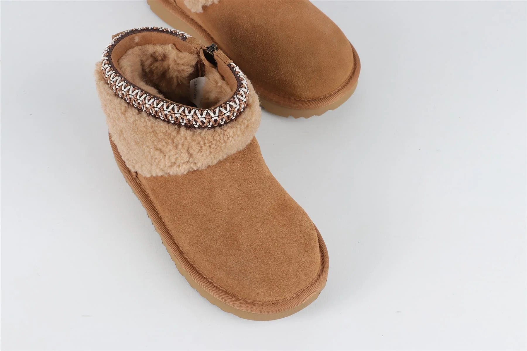 UGG TAN GIRLS BOOTS UK 10 EU 28.5 US 11 - Image 4