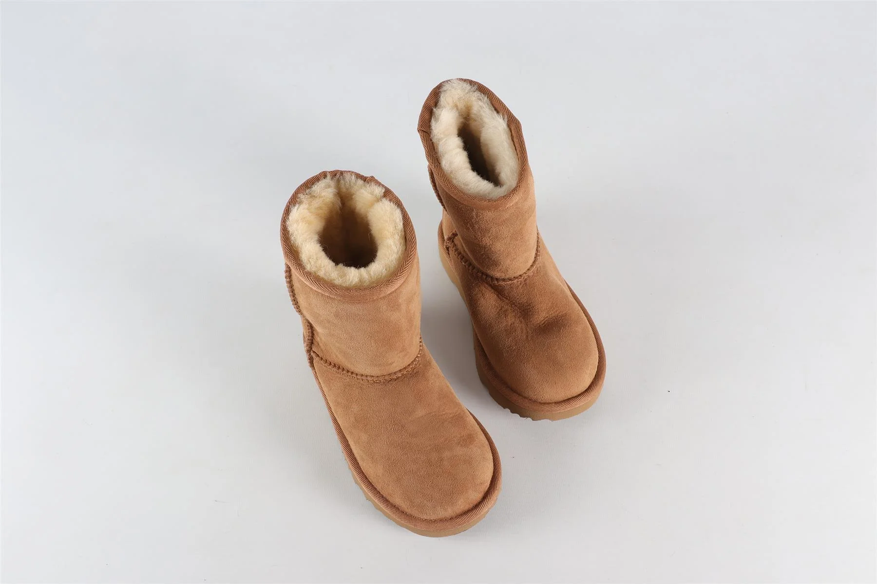 UGG TAN KIDS GIRLS BOOTS EU 28.5 UK 10 US 11 - Image 4