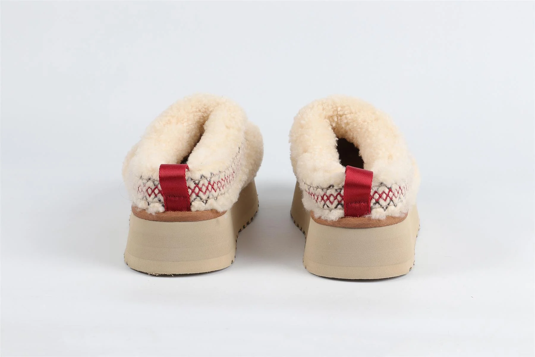 UGG WHITE FAUX SHEARLING SLIPPERS EU 38 UK 5 US 7 - Image 5