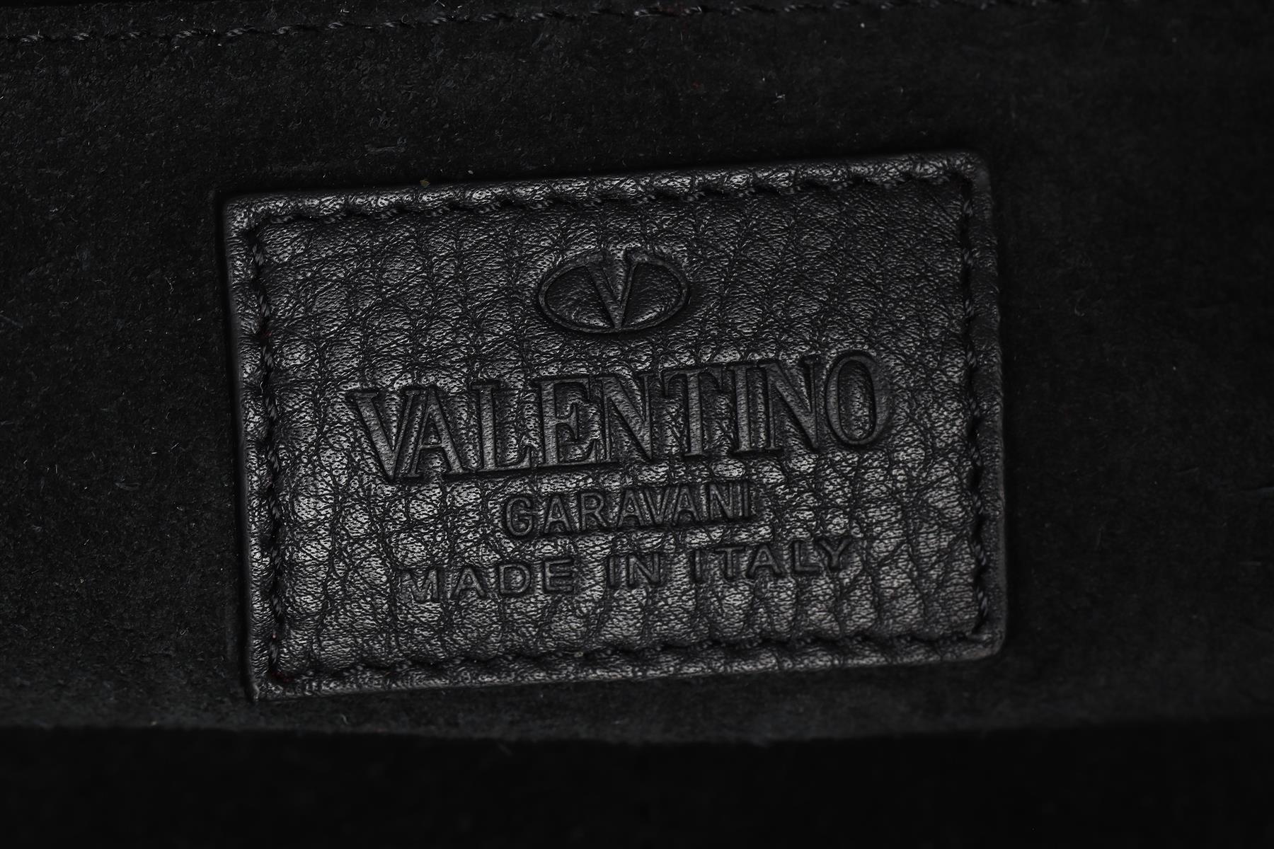 VALENTINO GARAVANI BLACK LEATHER CLUTCH - Image 11