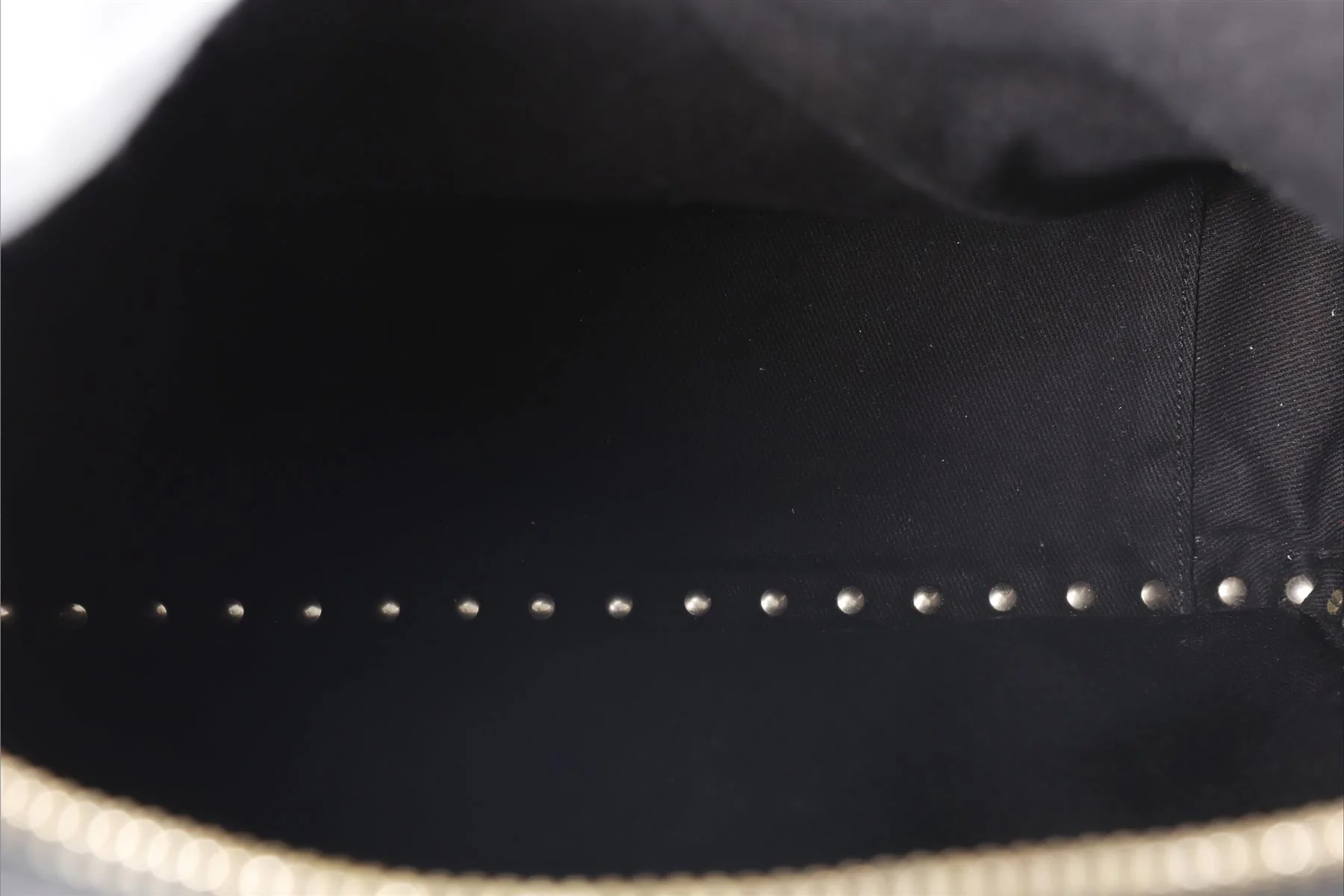 VALENTINO GARAVANI BLACK ROCKSTUD MEDIUM LEATHER BACKPACK - Image 10