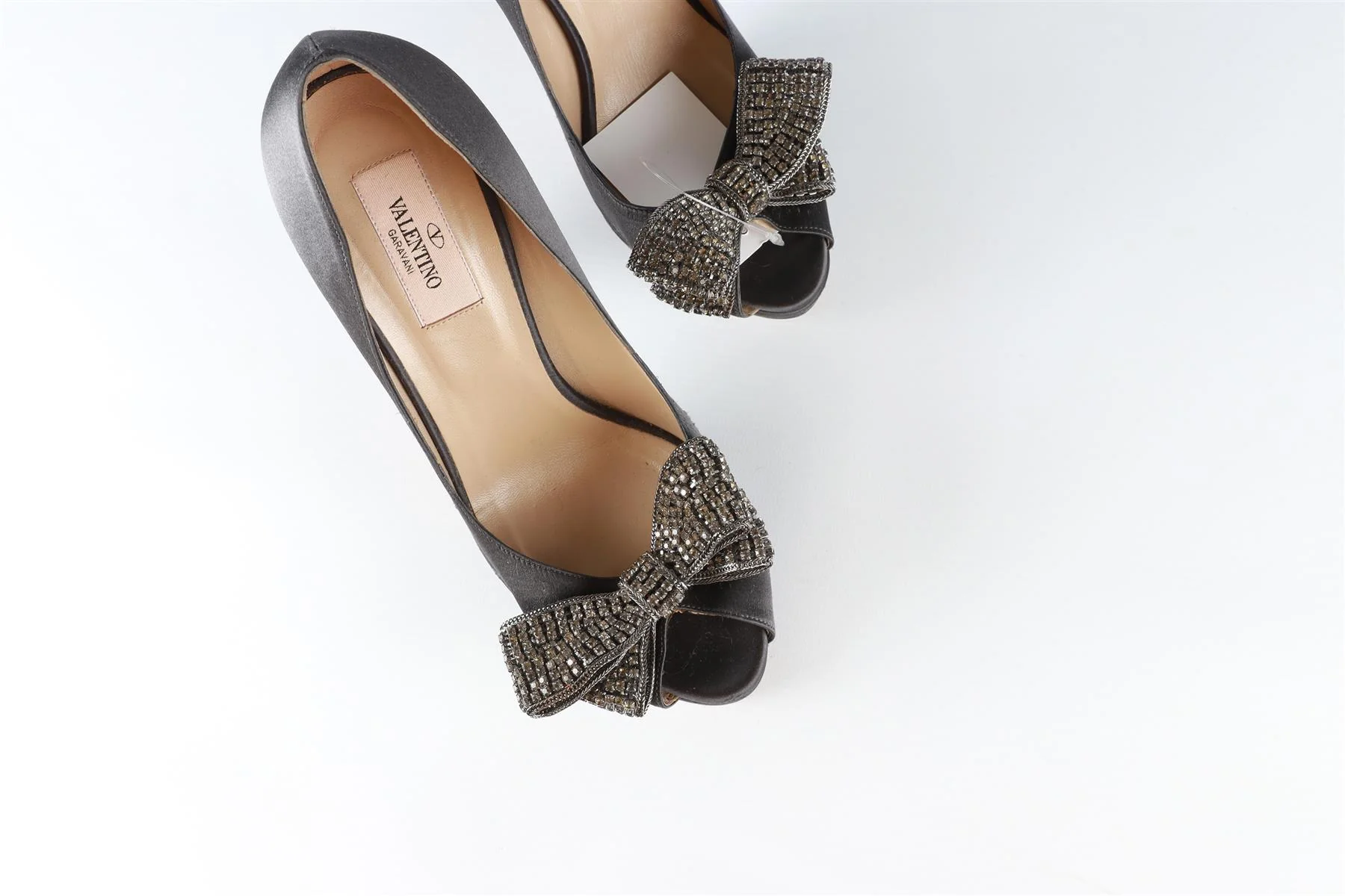 VALENTINO GARAVANI GREY CRYSTAL AND SATIN PUMPS EU 38 UK 5 US 8 - Image 4