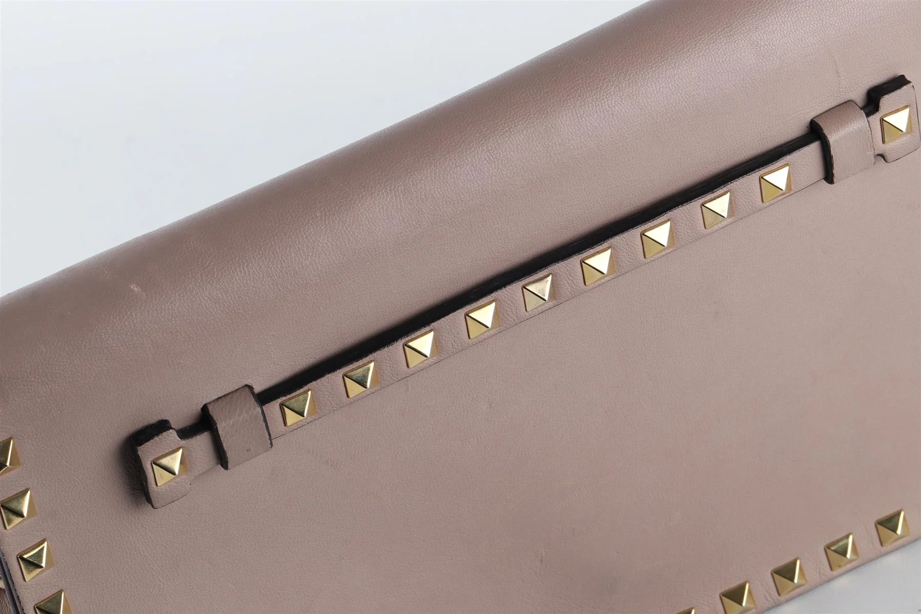 VALENTINO GARAVANI PINK ROCKSTUD LEATHER CLUTCH - Image 8