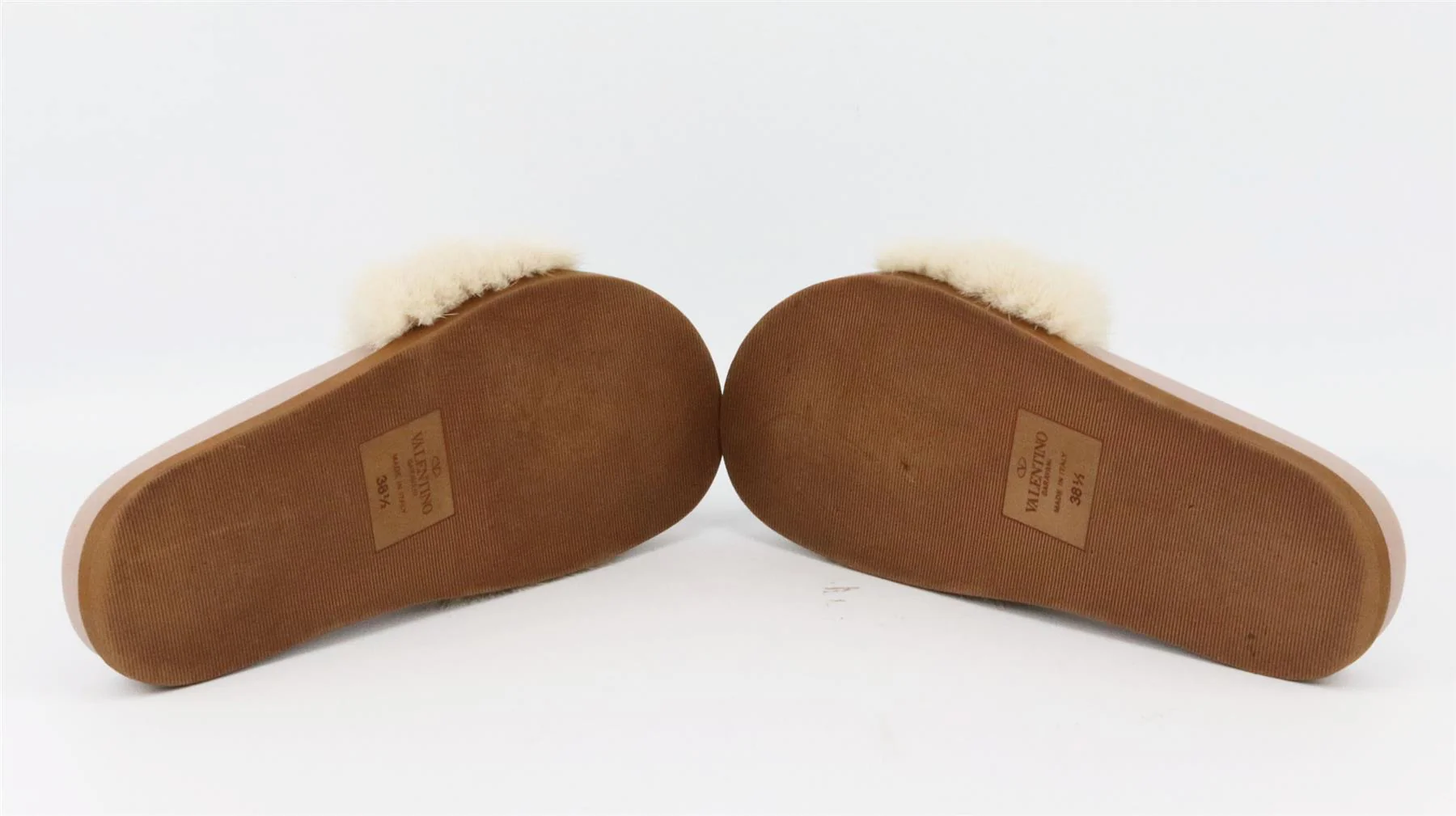 VALENTINO GARAVANI ROCKSTUD MINK FUR SLIDES EU 38.5 UK 5.5 US 8.5 - Image 5