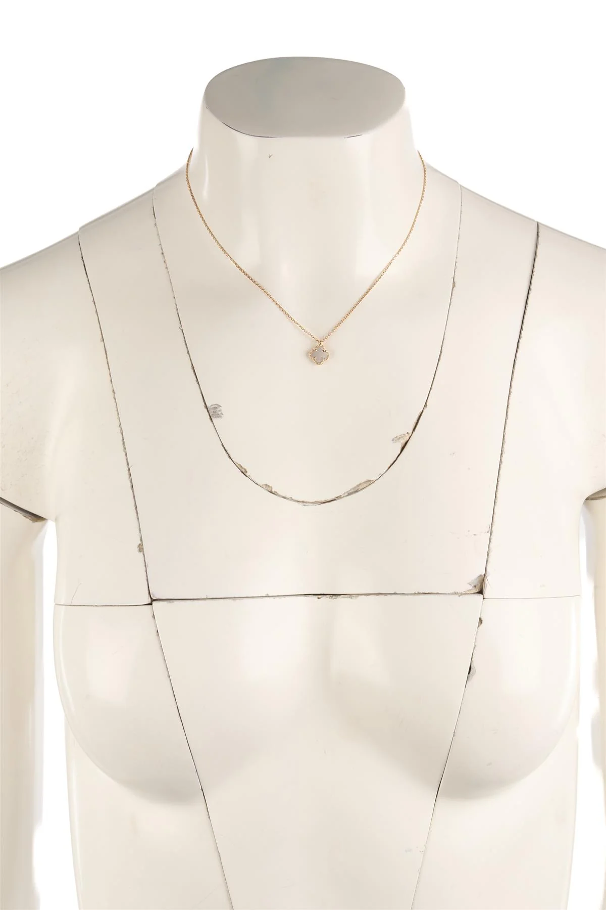 VAN CLEEF & ARPELS SWEET ALHAMBRA 18K YELLOW GOLD AND MOTHER OF PEARL NECKLACE - Image 2