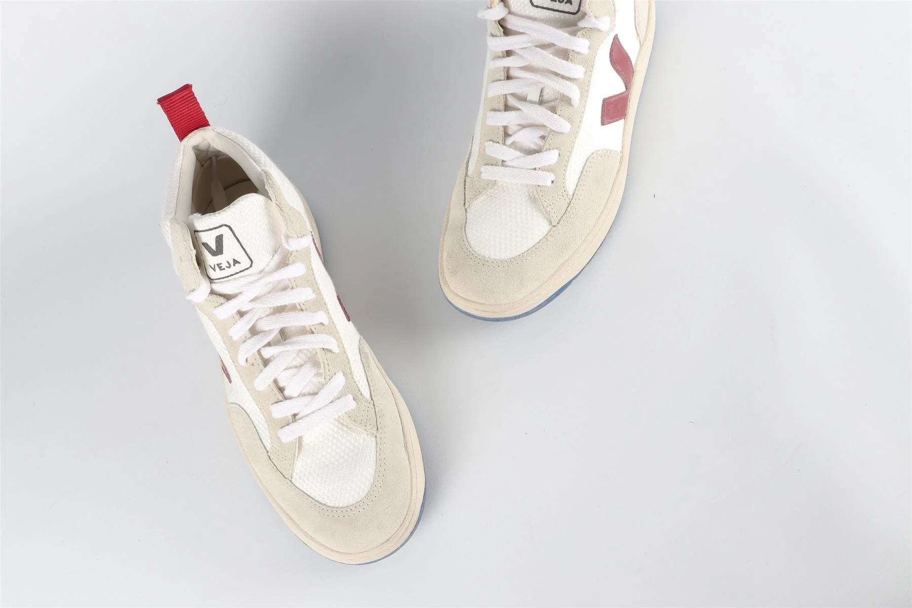 VEJA WHITE SUEDE SNEAKERS EU 38, UK 5, US 7 - Image 4