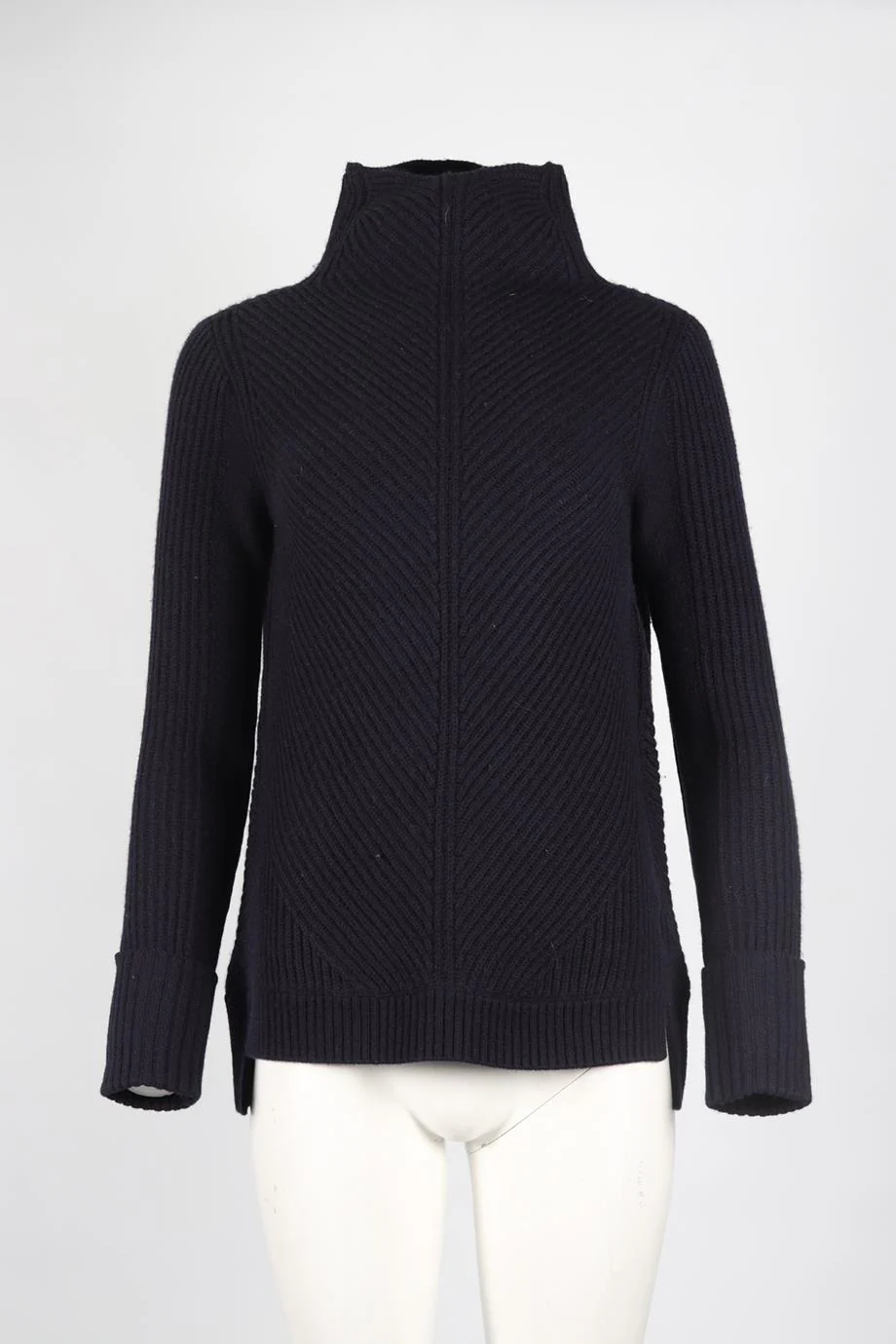 VINCE. CASHMERE BLEND TURTLENECK SWEATER XSMALL - Image 2