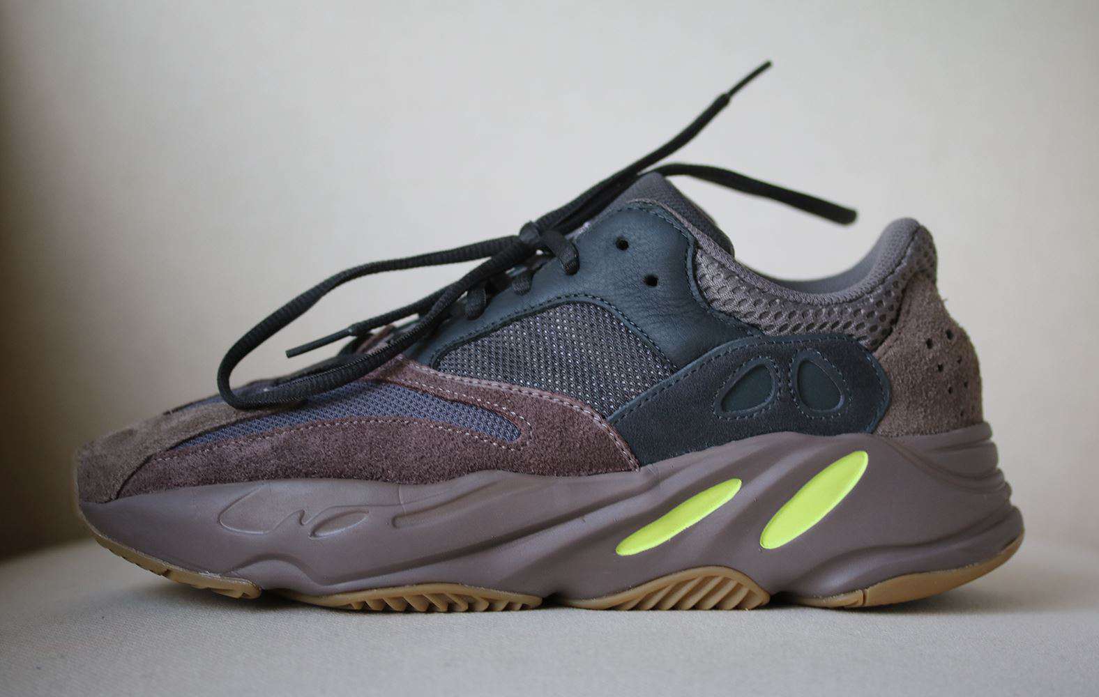 YEEZY ADIDAS BOOST 700 WAVE RUNNER SNEAKERS EU 41.5 UK 7.5 US 8 - Image 2