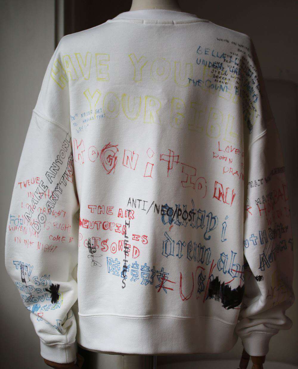 YEEZY SEASON 5 SCRIBBLE CREWNECK SWEATER SMALL - Image 4