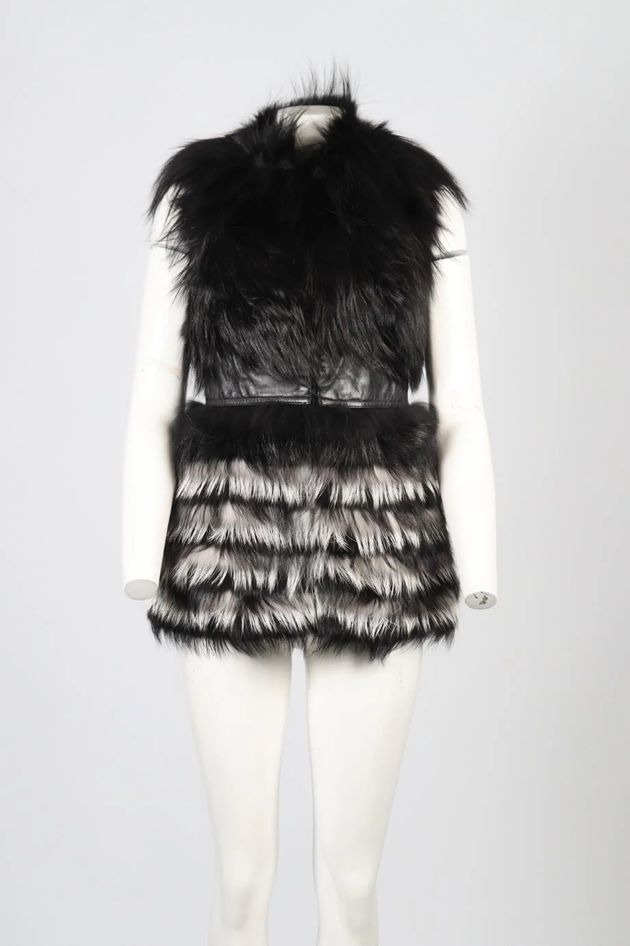 YIGAL AZROUEL FOX FUR AND LEATHER GILET MEDIUM - Image 2
