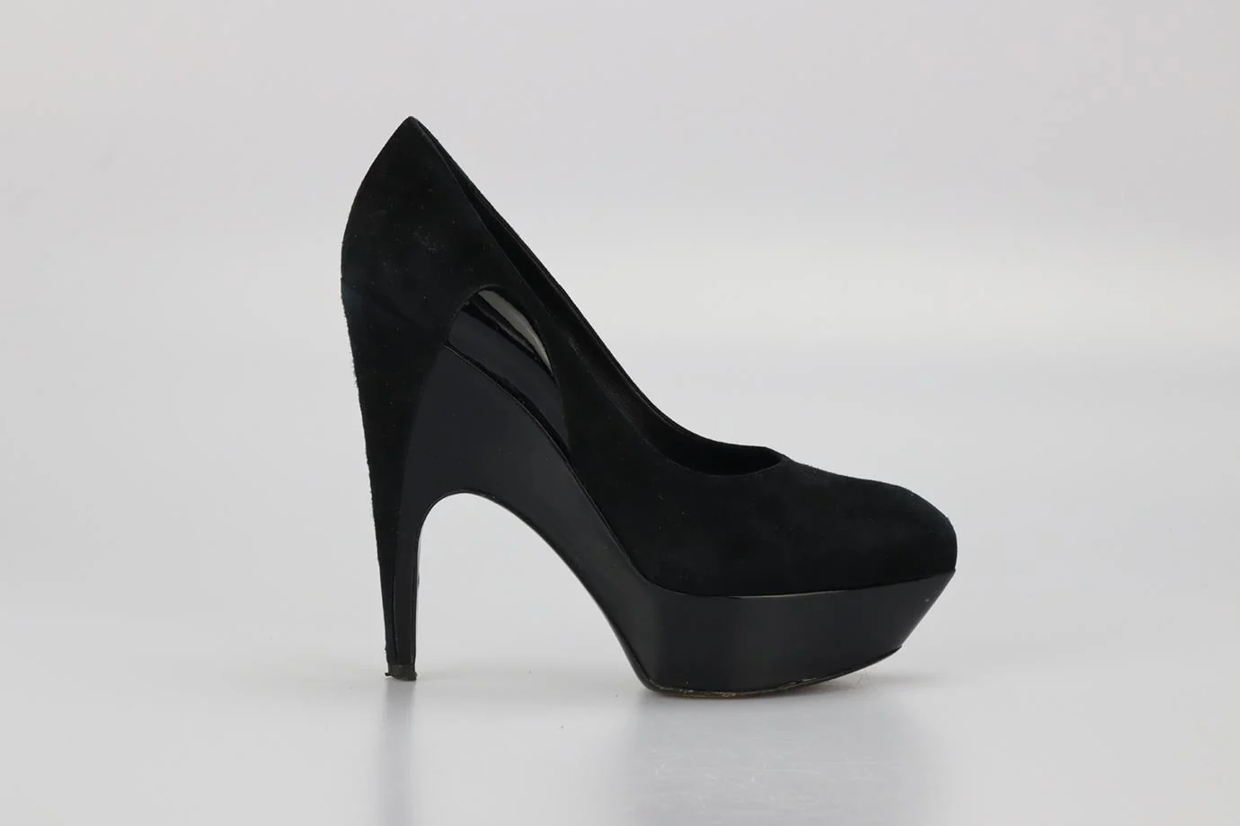 YVES SAINT LAURENT SUEDE AND PATENT LEATHER PLATFORM PUMPS EU 38 UK 5 US 8 - Image 2