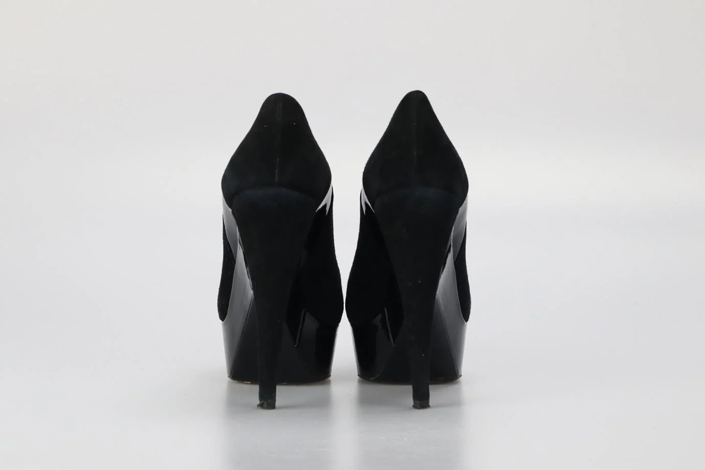 YVES SAINT LAURENT SUEDE AND PATENT LEATHER PLATFORM PUMPS EU 38 UK 5 US 8 - Image 4